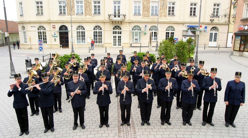 Neunkirchner Musikverein. – Bild: ORF III