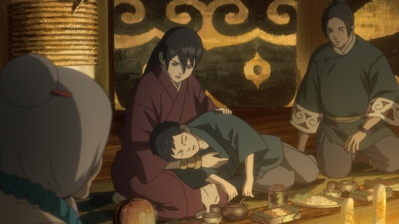 Als Chagum (2.v.re.) erfährt, dass er sterben wird, fällt er in Ohnmacht. Balsa (2.v.li.) und Tanda (re.) kümmern sich um den hilflosen Jungen. – Bild: LEONINE Studios