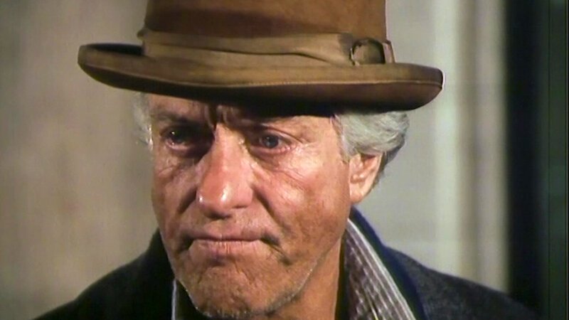 Wohltun errettet vom Tode. Wally (Dick Van Dyke) ist erschüttert. – Bild: Bibel TV