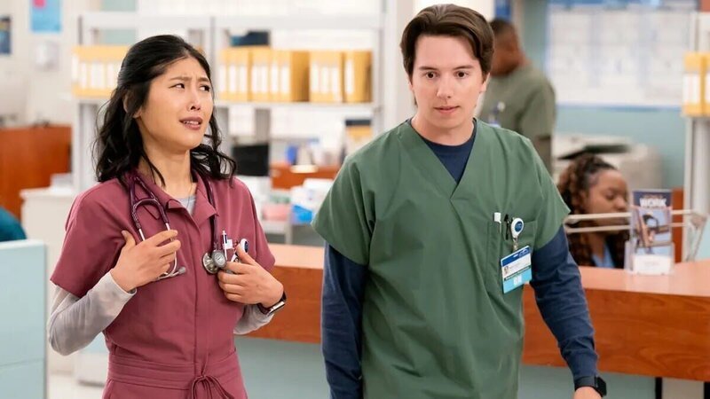 Serena Jung (Kahyun Kim), Matt Pearson (Mekki Leeper) – Bild: Warner Bros. Discovery