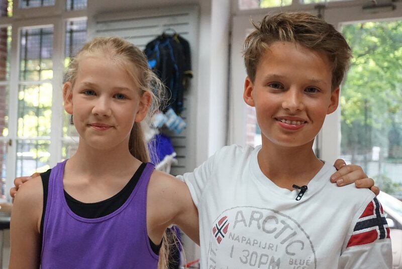Tänzerin Lucy und Taucher Justus – Bild: MDR/​Cine Impuls