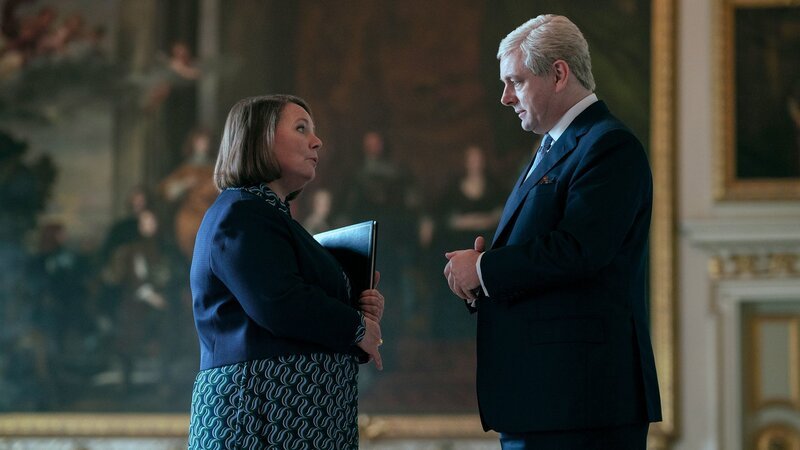 A Very Royal Scandal Folge 2 Fruchtlose Versuche, den Skandal einzudämmen: Joanna Scanlan als Amanda Thirsk, Michael Sheen als Prince Andrew – Bild: SRF/​Sony Pictures Television/​Blueprint/​Christopher Raphael