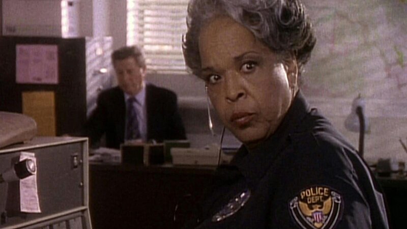 Tess (Della Reese) – Bild: Bibel TV