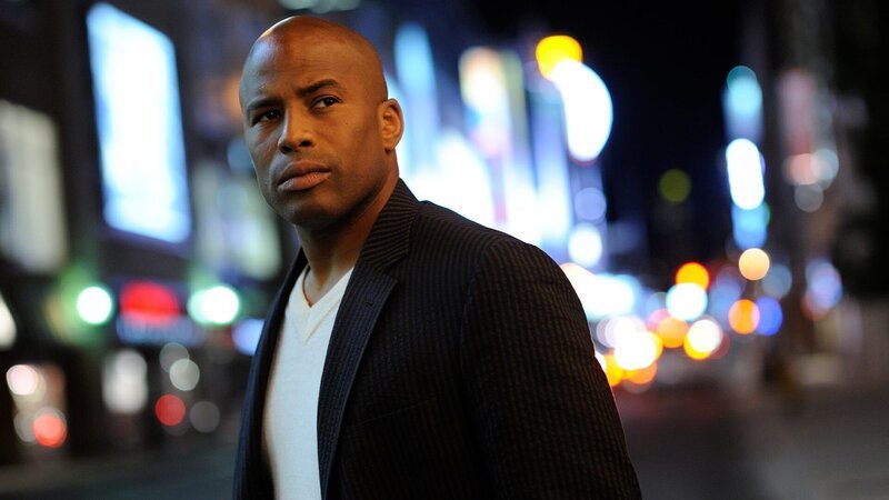 Acting Inspector Darnell Williams (Jim Codrington). – Bild: AXN Black