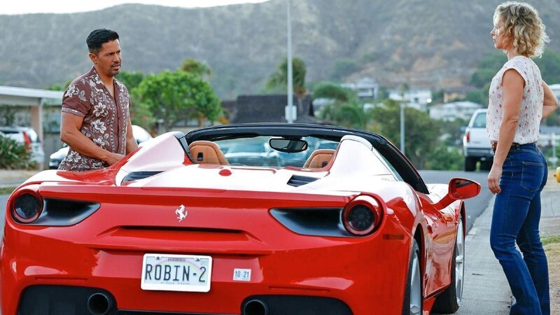 Thomas Magnum (Jay Hernandez) und Juliet Higgins (Perdita Weeks) – Bild: RTL