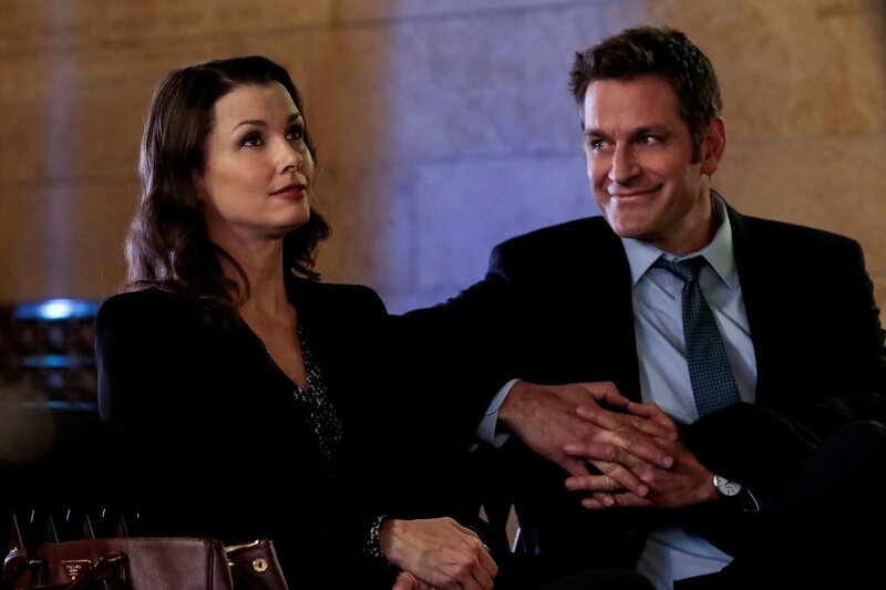 Früher waren Erin Reagan (Bridget Moynahan, l.) und ihr Ex-Mann Jack Boyle (Peter Hermann, r.) ein starkes Team. Doch nun sehen sie sich vor Gericht auf unterschiedlichen Seiten wieder … – Bild: Giovanni Rufino /​ CBS