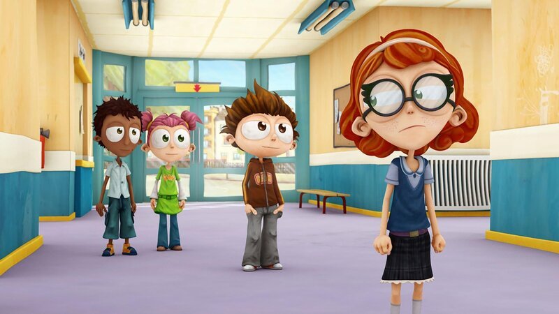 Becky (r.) beschuldigt Angelo und seine Freunde, das Schuldgelände unbefugt verlassen zu haben. Jedoch wendet sich das Blatt und es stellt sich heraus, dass Becky das Gelände verlassen hat.  +++ – Bild: Cake Entertainment /​ Brech-Braten