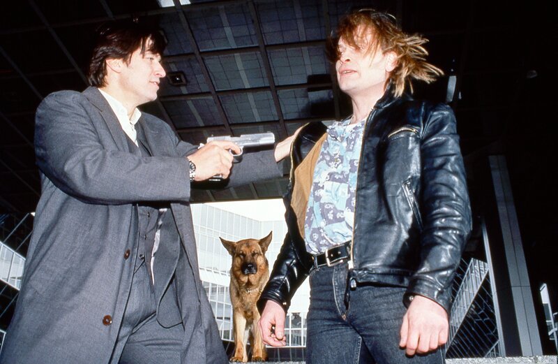 (v.li.): Tobias Moretti (Richie Moser), Johannes Krisch (Josef Nowak). – Bild: ORF/​BETA Film/​Ali Schafler