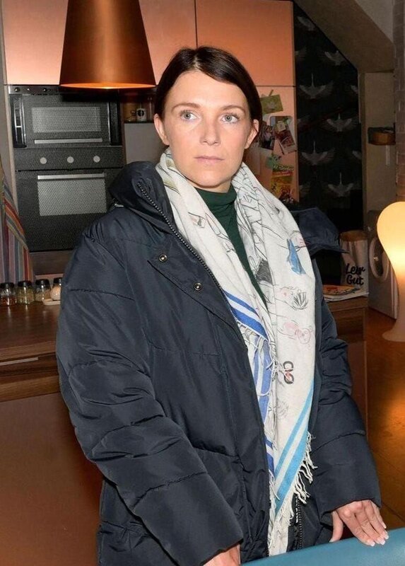 Lilly (Iris Mareike Steen) – Bild: RTL