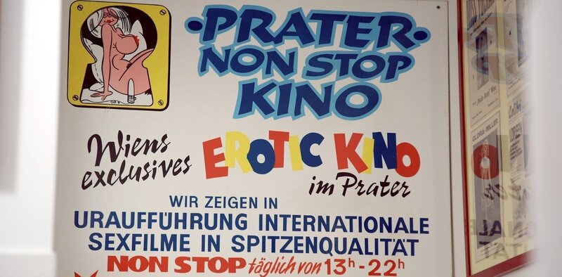 Plakat Erotic Kino. – Bild: ORF/​D5 Produktion