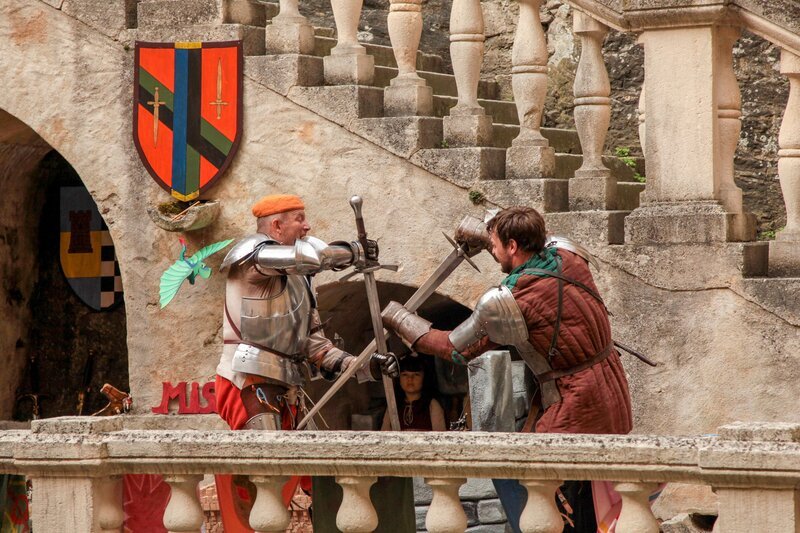 Thomas Wielking (Wolfgang Cerny, re.). – Bild: ORF 1