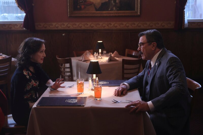 Kelly Peterson (Bebe Neuwirth), Frank Reagan (Tom Selleck) – Bild: Fox Channel