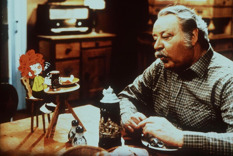 Meister Eder und sein Pumuckl „Die abergläubische Putzfrau“. Im Bild: Pumuckl, Gustl Bayrhammer. – Bild: ORF /​ ORF1