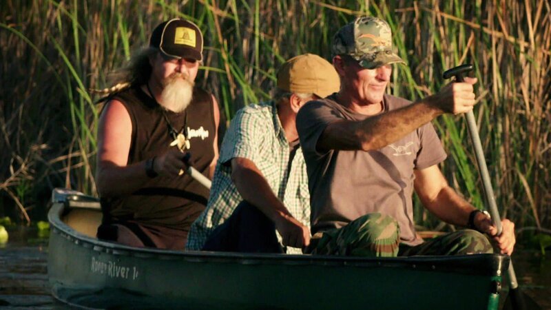 Dusty Crum (l.) und Gary Clark (r.). – Bild: Warner Bros. Discovery