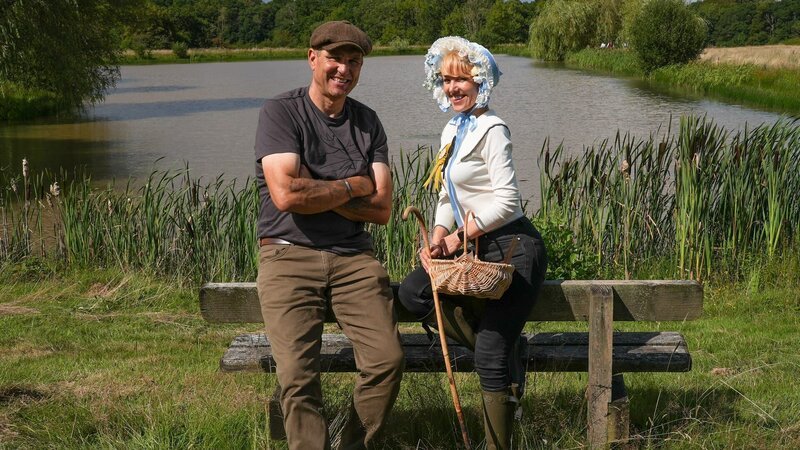 Vinnie (l.). – Bild: Warner Bros. Discovery