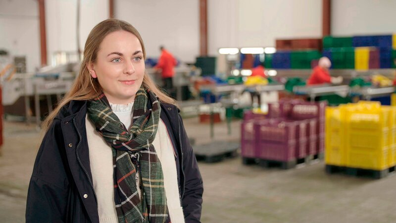 Laura Heinl im Interview – Bild: MDR/​Mia Media/​Lars Langer