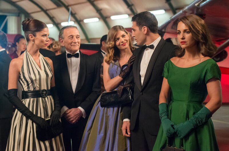 CAST: Paula Echevarria as Ana Ribera, Miguel A. Silvestre as Alberto Márquez, Manuela Velasco as Cristina Otegui, Juana Acosta as Sara. – Bild: WDR/​Manuel Fernandez-Valdes/​Beta Film GmbH