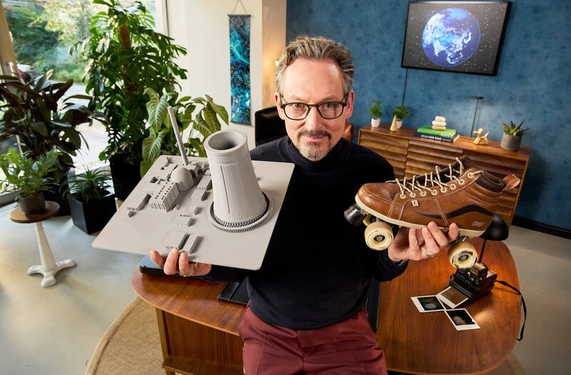 Vieles kommt als Retrotrend wieder. Plattenspieler, Rollschuhe und … Atomkraft?! Ein Blick über die Landesgrenzen zeigt: Atomkraft erfährt weltweit ein Revival, viele Länder bauen neue Reaktoren oder aktivieren alte. Zeit, mal genauer hinzuschauen, bei „Wissen vor acht – Erde“. – Bild: ARD/​Kai Schulz