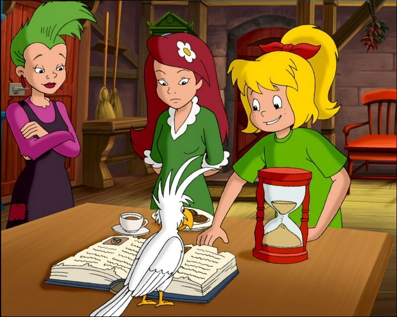 Endlich! Bibi (r.) begreift, wie sie es anstellen muss, damit aus dem weißen Kakadu wieder Mania wird. – Bild: ZDF/​A. Film A/​S und KIDDINX Studios GmbH.