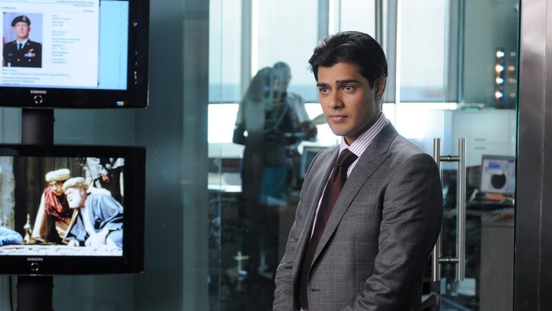 Agent Mahmoud Ali (Fuad Ahmed) – Bild: AXN Black