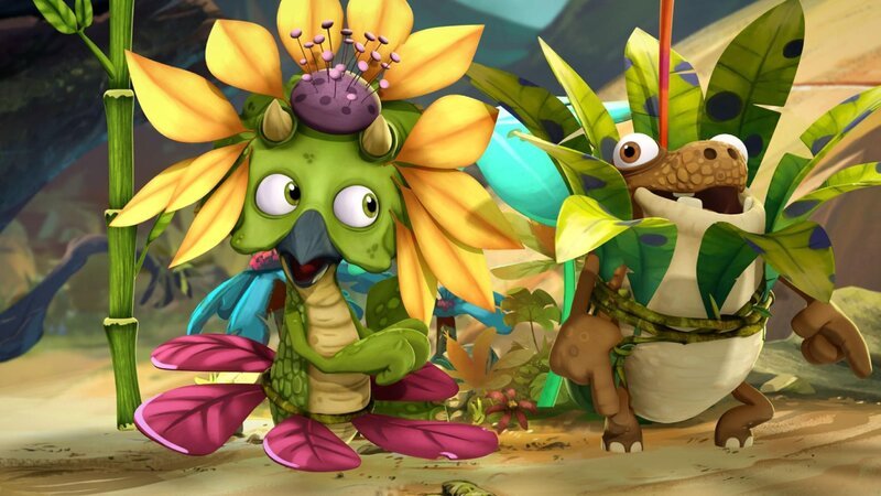 L-R: Tiny (Áine Sunderland) and Mazu – Bild: RTL