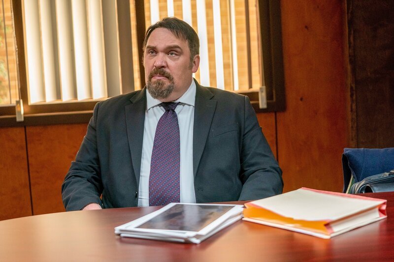 Glenn Fleshler (Russ Faria). – Bild: ORF/​Universal/​NBC/​Skip Bolen