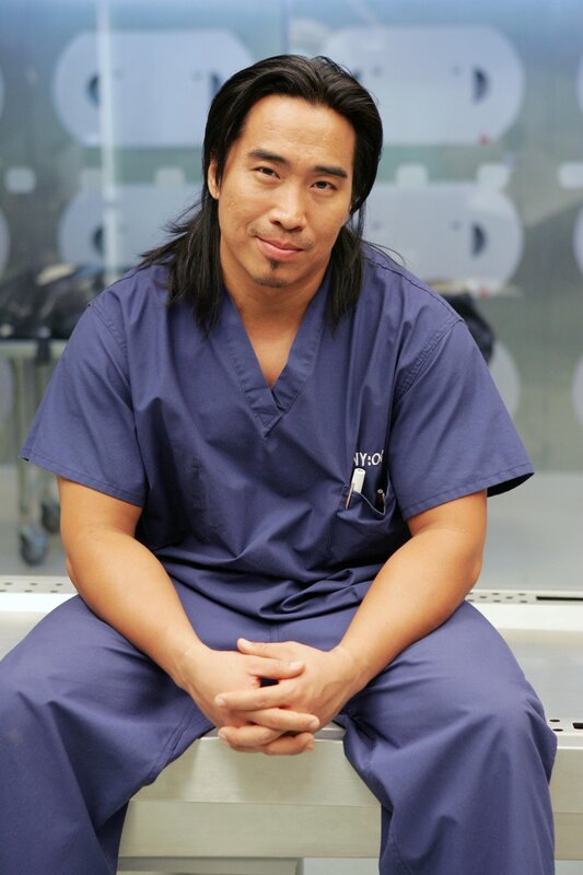 Dr. Evan Zao (Ron Yuan) – Bild: VOX