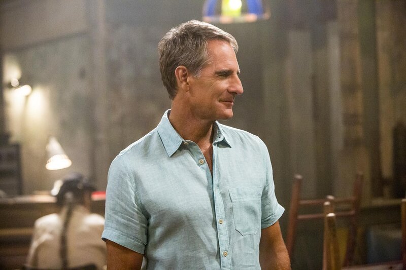 Ein neuer Fall beschäftigt das Team von Pride (Scott Bakula) … – Bild: CBS Broadcasting, Inc. All Rights Reserved /​ Skip Bolen