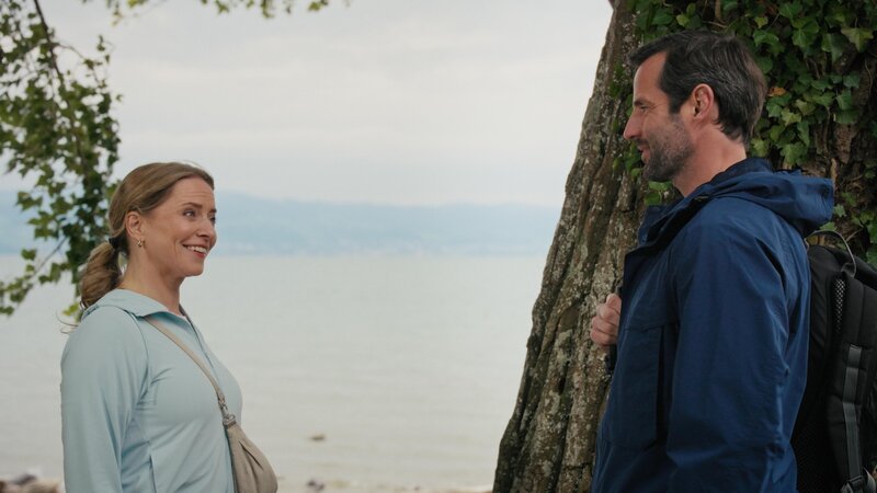 Laura Albers (Diana Staehly, l.); Tim Wagner (Stefan König, r.) – Bild: Joyn