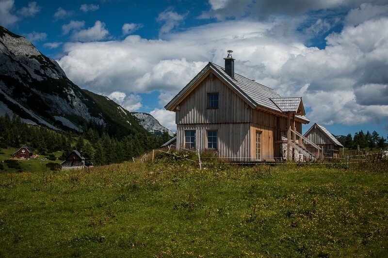 Almhütte, Berghütte, Berglandschaft. Zur freien Verwendung. – Bild: Silberfuchs