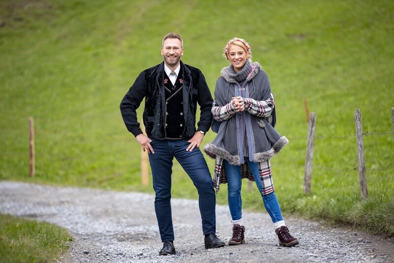 L-R: Marco Fritsche, Christa Rigozzi – Bild: 3+ L-R: Marco Fritsche, Christa Rigozzi – Bild: 3+