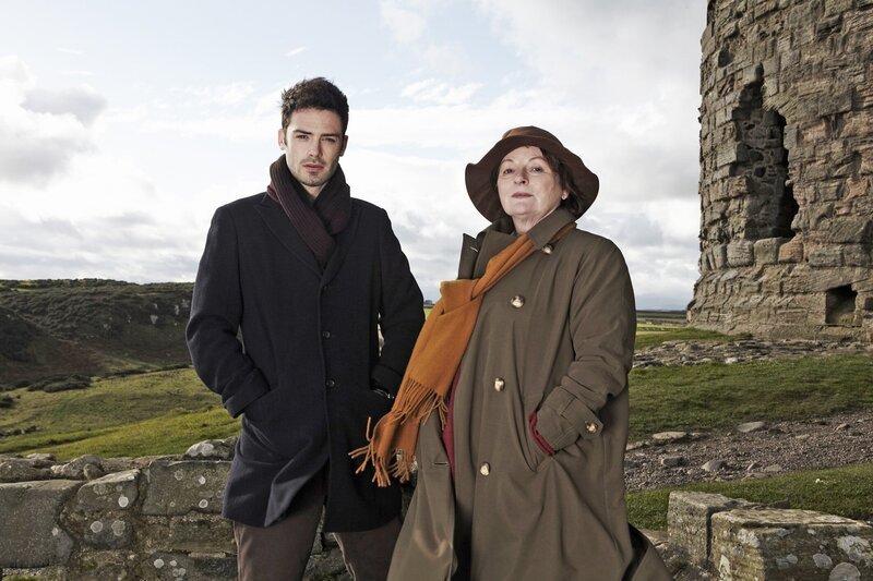 David Leon, Brenda Blethyn – Bild: ITV Global