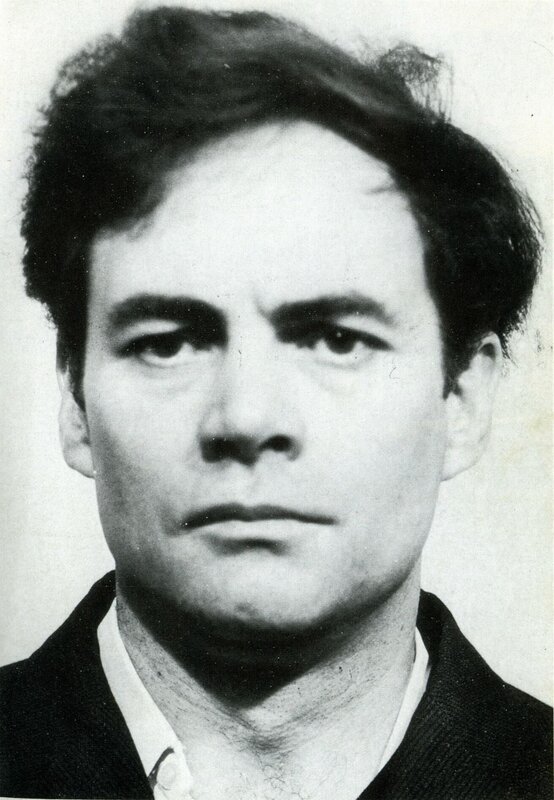 Als eine 17-jährige entführt und ermordet wird, finden die Polizisten Hinweise, die sie zu dem „schwarzen Panther“ alias Donald Neilson führen … – Bild: RTL