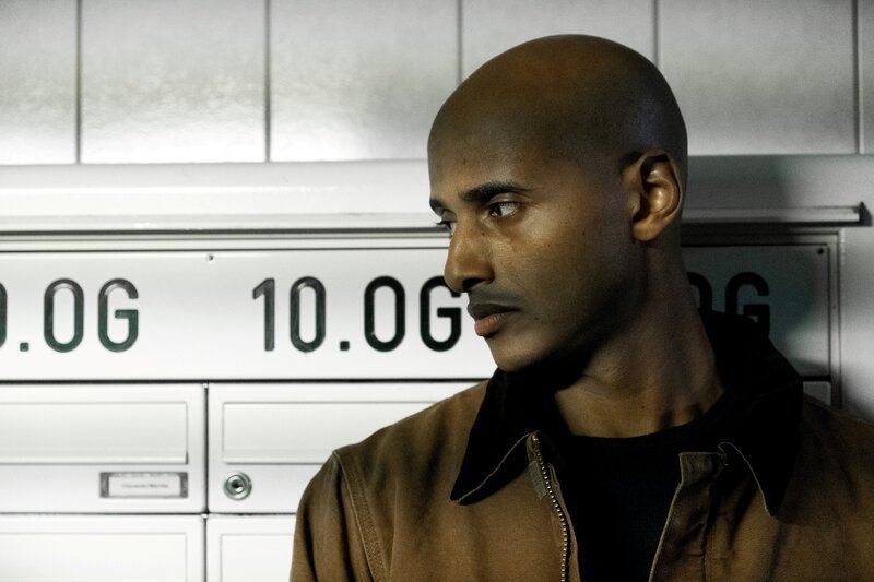 Elias (Tedros Teclebrhan) – Bild: Marion von der Mehden /​ ZDF