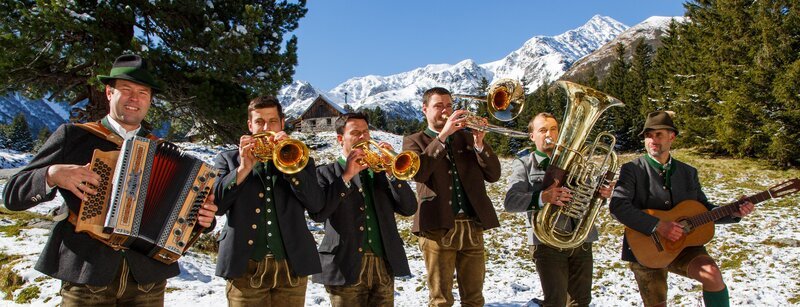 Im Bild: Wetterlochblas. – Bild: ORF III