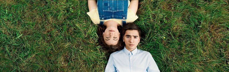 Toni (Ivo Kortlang) und Valerie  (Amber Bongard). – Bild: TVNOW /​ Boris Breuer