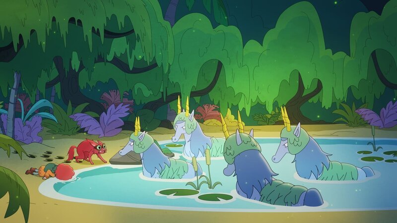 Ormhildur und Kitty entdecken nach einer langen Reise durch die Wüste endlich frisches Wasser, werden jedoch von Nennis gefangen genommen. – Bild: NDR/​Compass Films