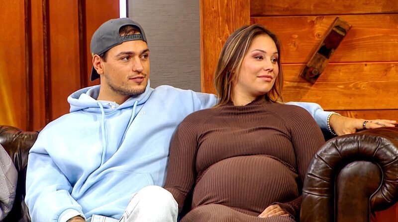 Max Bornmann (l.); Melina Hoch (r.) – Bild: Joyn Eigenproduktionsbild frei