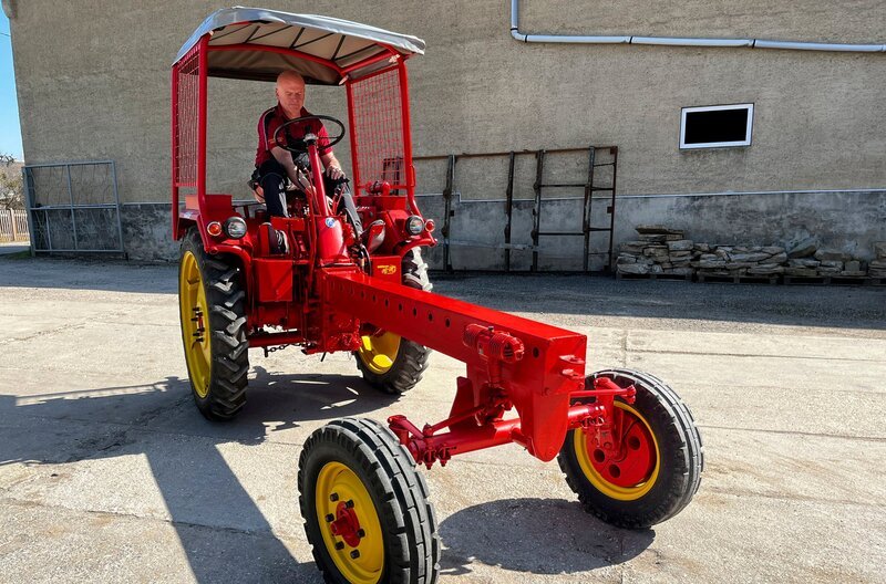 Robby Hüllner aus Gera. Der gelernte Landmaschinenschlosser war schon in der DDR immer auf der agra in Markkleeberg. – Bild: MDR/​Steffen Hengst
