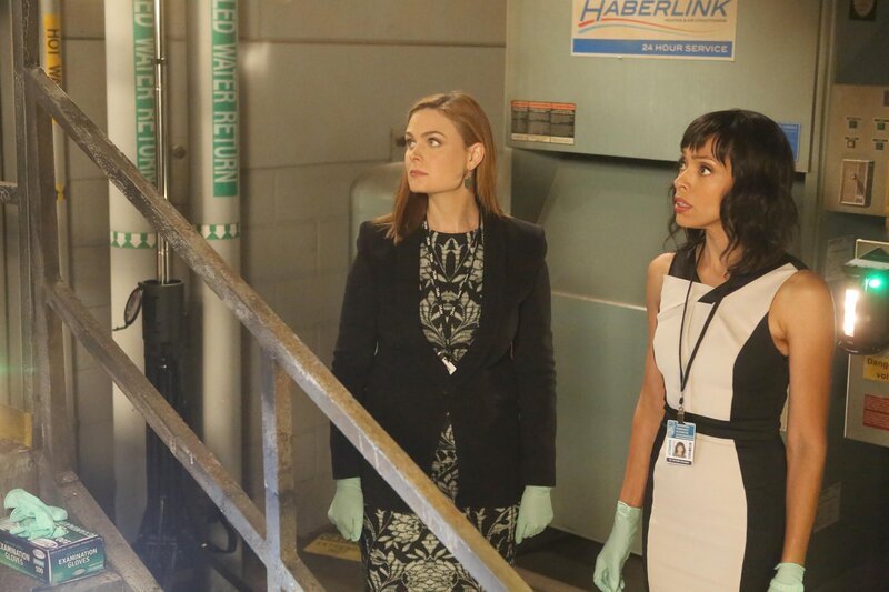 Temperance Brennan (Emily Deschanel, l.); Camille Saroyan (Tamara Taylor, r.) – Bild: Patrick McElhenney