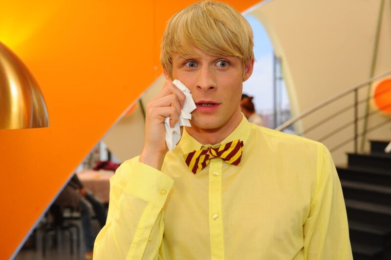 Kann nicht fassen, dass Anna Lanford verlassen möchte: Virgin (Chris Gebert) … – Bild: SAT.1