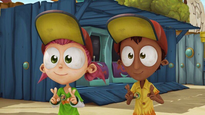 Lola und Sherwood wünschen ihrem Freund Angelo viel Glück bei seinem Plan. – Bild: Cake Entertainment