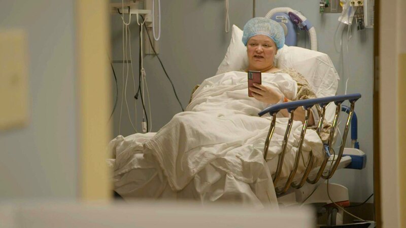 Amanda prepares for weight-loss surgery. – Bild: Warner Bros. Discovery, Inc. or its subsidiaries and affiliates.