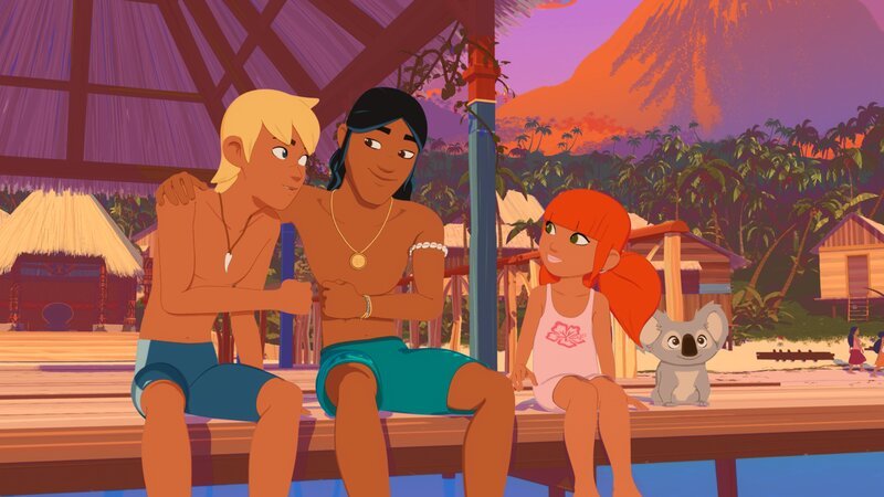 Yann, Auru und Marina sitzen vergnügt am Steg vor dem Dorf. Sie freuen sich, dass das Abenteuer gut ausgegangen ist. – Bild: ZDF/​Media Valley/​Marzipan Films/​TF1/​Gaumont Animation