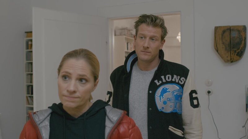 Charlotte Fuchs (l.); Robert Ritter (r.) – Bild: Dieses Bild darf ausschließlich nach Maßgabe der Allgemeinen Geschäftsbedingungen für die Presselounges der Sender der ProSiebenSat.1 Media SE (AGB) genutzt werden. Die in den AGB festgesetzten Rechteeinschränkungen sind unbedingt  …