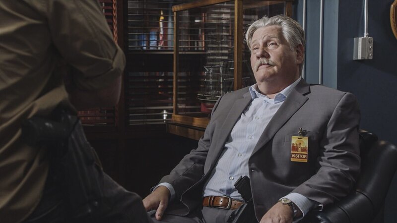 Privatdetektiv Harry Brown (William Forsythe) – Bild: 2016 CBS Broadcasting, Inc. All Rights Reserved /​ Norman Shapiro Lizenzbild frei