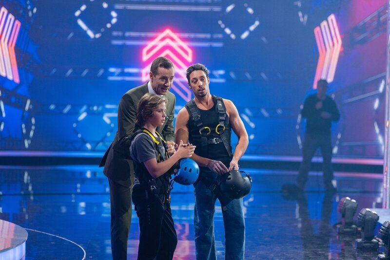 Kai Pflaume (l.), Benno (11) und René Casselly. – Bild: ORF/​NDR/​Thorsten Jander