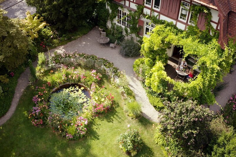 Romantischer Stadtgarten in Schaffhausen (SH) – Bild: SRF