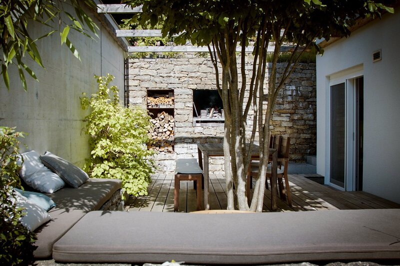 Hinter den Hecken – Folge 9 Moderner Familiengarten in Wernetshausen ZH 2020 – Bild: SRF