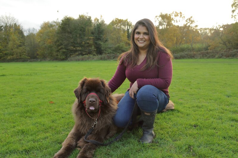 Newfoundland Bailey, Asmitha – Bild: Blast! Films 202 Lizenzbild frei